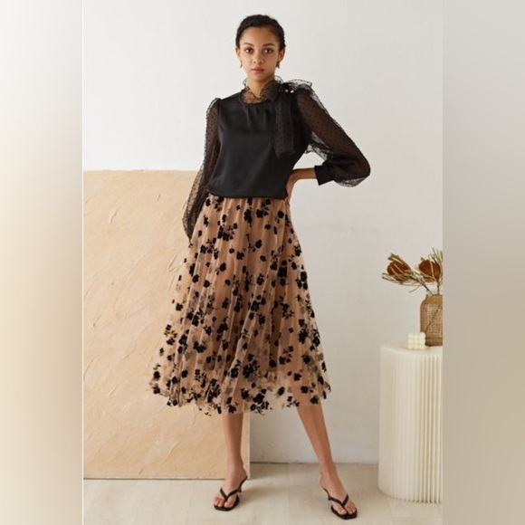 Chicwish Dresses & Skirts - Chicwish > New with Tags 3D Posy Double Layered Midi Skirt OS